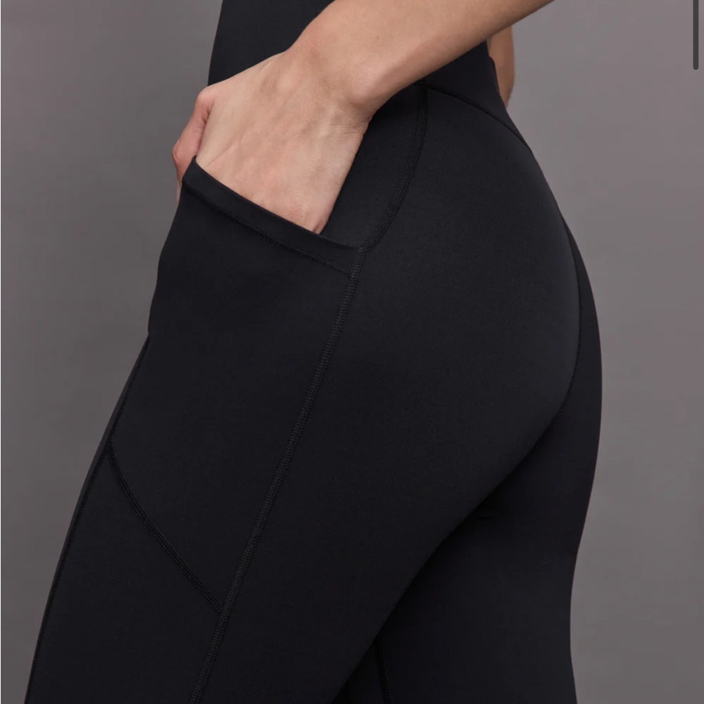 BANDIER & WSLY Center Stage Pocket Legging - Picture 4 of 7